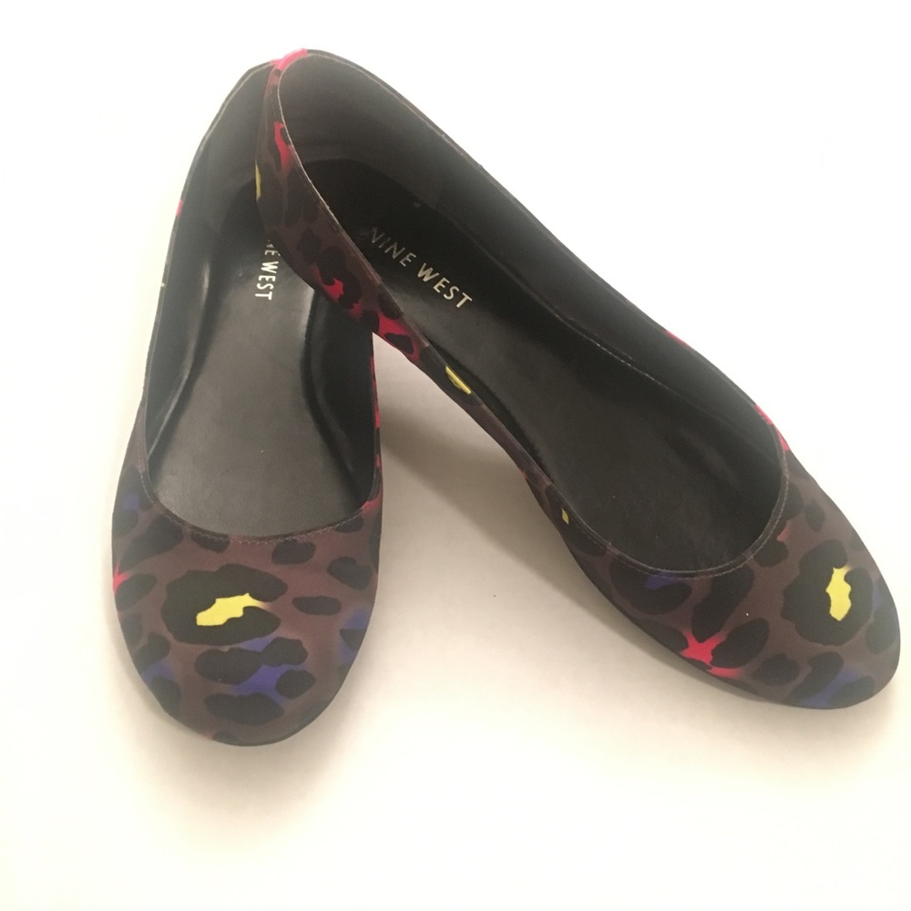 NWOT Nine West Flats Multicolor Print Size 7.5